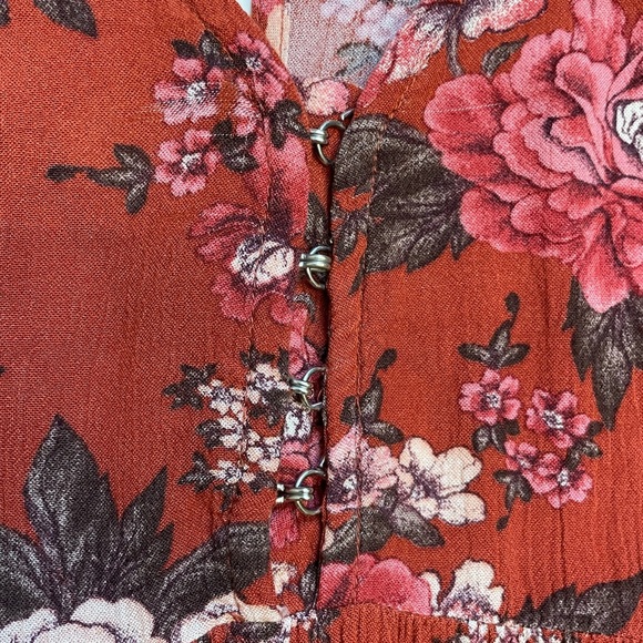 American Eagle womens boho sleeveless red floral printed top tunic size XS - Picture 2 of 4